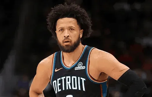 风云突变！底特律活塞冲刺阶段官宣签约，足总杯版图或变，球迷炸锅，阵容厚度经受考验(底特律雄狮队)